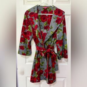 Betsey Johnson Red Floral Women's Robe